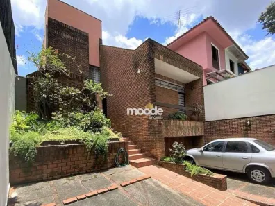 Sobrado com 3 Quartos à venda, 210m² no Jardim Peri Peri, São Paulo