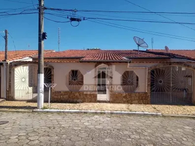 Casa com 6 Quartos à venda, 200m² no Jardim Esplanada, Guaratinguetá