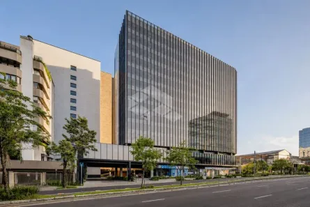 Sala Comercial para alugar, 902m² no Chácara das Pedras, Porto Alegre