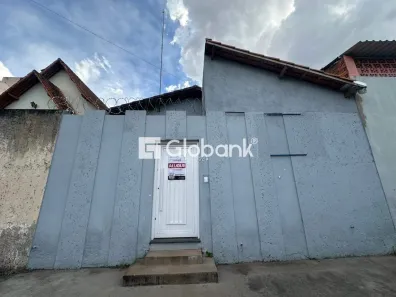 Imóvel Comercial com 3 Quartos para alugar, 90m² no João Gordo, Montes Claros