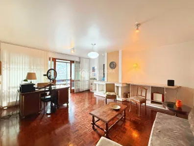 Casa com 5 Quartos à venda, 316m² no Chácara das Pedras, Porto Alegre