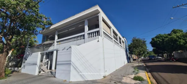 Casa com 3 Quartos à venda, 242m² no Vila Santa Helena, Presidente Prudente
