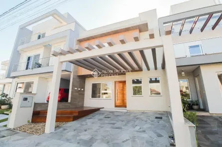Casa de Condomínio com 3 Quartos para alugar, 150m² no Hípica, Porto Alegre