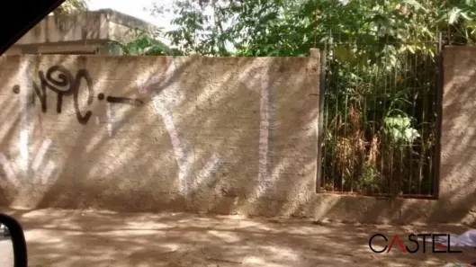 Lote/Terreno à venda, 327m² no Medianeira, Porto Alegre
