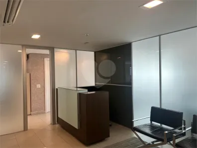 Sala Comercial à venda, 194m² no Moema, São Paulo