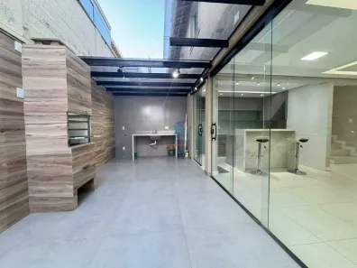 Casa de Condomínio com 3 Quartos à venda, 140m² no Cabral, Contagem