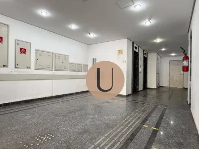 Prédio Comercial para alugar, 4032m² no Liberdade, São Paulo