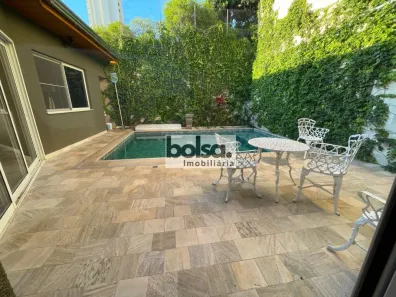 Casa com 4 Quartos à venda, 380m² no Jardim Nasralla, Bauru