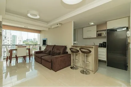 Apartamento com 2 Quartos à venda, 69m² no Passo da Areia, Porto Alegre