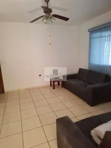 Casa com 3 Quartos para alugar, 300m² no Piraporinha, Diadema