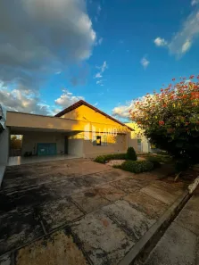 Casa de Condomínio com 3 Quartos à venda, 168m² no Vila do BEC, Timon