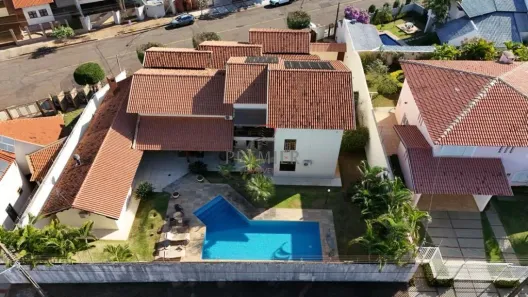 Casa com 4 Quartos à venda, 676m² no Itamarati, Londrina