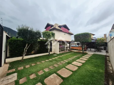 Casa com 4 Quartos à venda, 160m² no Centro, Peruíbe