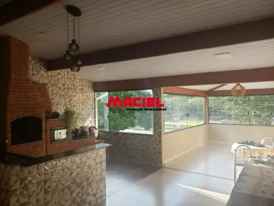 Sobrado com 4 Quartos à venda, 250m² no Jardim Nova Detroit, São José dos Campos