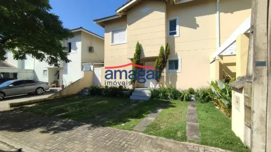 Sobrado com 3 Quartos para alugar, 106m² no Loteamento Villa Branca, Jacareí