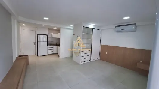 Casa com 1 Quarto à venda, 42m² no Coloninha, Florianópolis