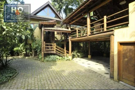 Casa com 3 Quartos à venda, 514m² no Camburi, São Sebastião