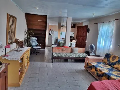 Sobrado com 4 Quartos à venda, 160m² no Vila São José, Porto Alegre