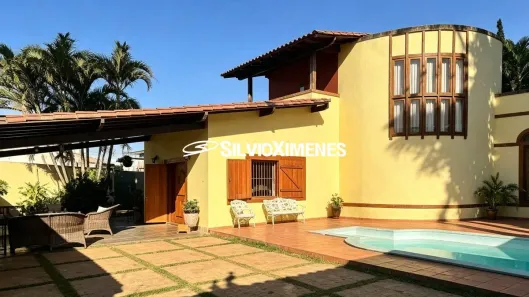 Casa com 4 Quartos para alugar, 240m² no Santa Amélia, Belo Horizonte