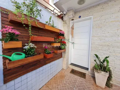 Casa com 4 Quartos à venda, 363m² no Marapé, Santos