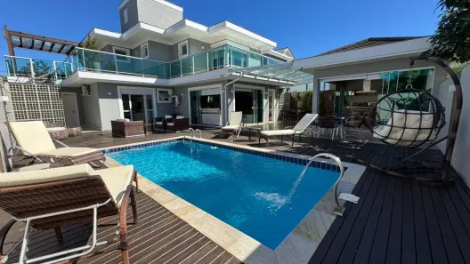 Casa com 4 Quartos para alugar, 200m² no Jurerê Internacional, Florianópolis