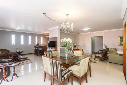 Casa com 3 Quartos à venda, 440m² no Fazenda Velha, Araucária