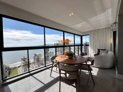 Apartamento com 4 Quartos à venda, 198m² no Meia Praia, Itapema