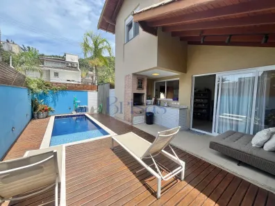 Casa de Condomínio com 3 Quartos à venda, 106m² no Camburi, São Sebastião