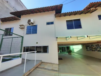 Prédio Comercial com 15 Quartos à venda, 658m² no Novo Cavaleiro, Macaé