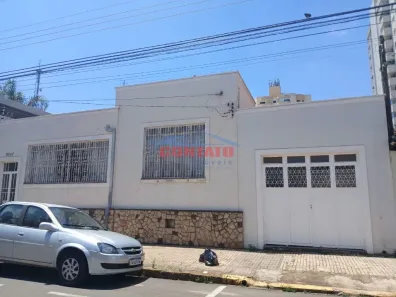 Casa com 3 Quartos para alugar, 220m² no Centro, São Carlos