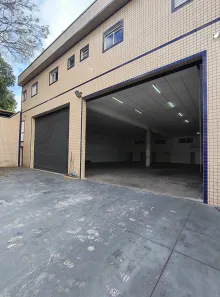 Galpão/Depósito/Armazém para alugar, 490m² no Jardim das Oliveiras, São Paulo