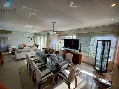 Casa com 3 Quartos à venda, 778m² no Vila Oliveira, Mogi das Cruzes