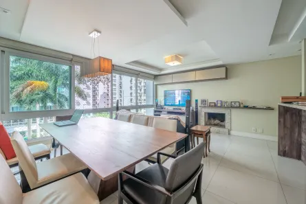Apartamento com 3 Quartos à venda, 107m² no Passo da Areia, Porto Alegre