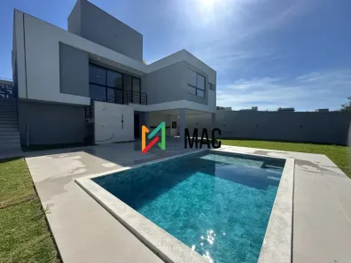 Casa de Condomínio com 4 Quartos à venda, 250m² no Alphaville, Rio das Ostras