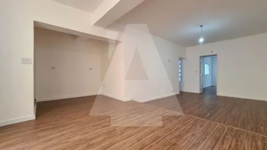 Casa com 2 Quartos para alugar, 130m² no Santa Cecília, São Paulo
