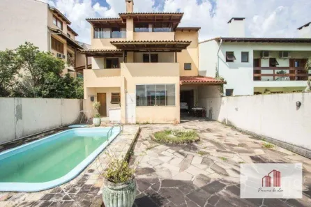 Casa com 3 Quartos à venda, 320m² no Ipanema, Porto Alegre