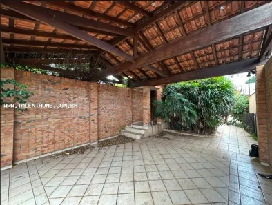 Casa com 3 Quartos à venda, 250m² no Brasília, Londrina
