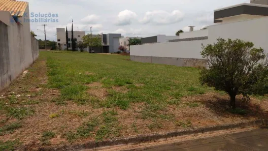 Lote/Terreno à venda, 450m² no Residencial Village Campo Novo, Bauru