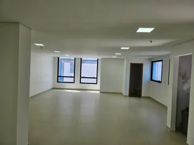 Sala Comercial à venda, 100m² no Presidente Vargas, Manaus