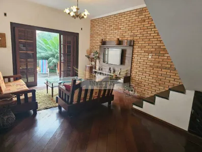 Sobrado com 3 Quartos à venda, 157m² no Vila Bastos, Santo André