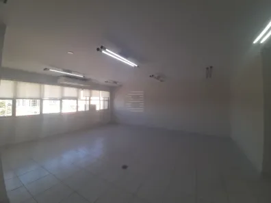 Sala Comercial para alugar, 83m² no Vila Lídia, Campinas