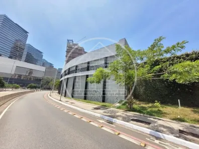 Prédio Comercial para alugar, 3300m² no Chácara Santo Antônio (Zona Sul), São Paulo