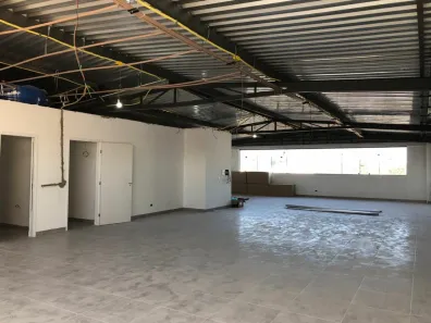 Ponto Comercial à venda, 800m² no Canindé, São Paulo