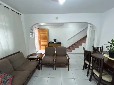 Sobrado com 2 Quartos à venda, 92m² no Macuco, Santos