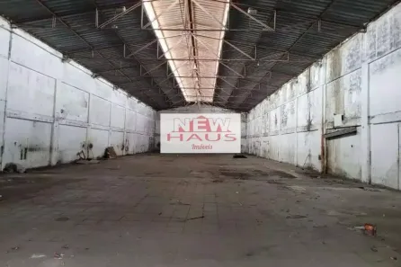 Galpão/Depósito/Armazém com 2 Quartos para alugar, 750m² no Vila Tolstoi, São Paulo
