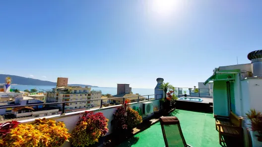 Cobertura com 3 Quartos para alugar, 200m² no Centro, Bombinhas