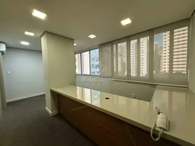 Sala Comercial para alugar, 174m² no Savassi, Belo Horizonte