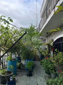 Sobrado com 3 Quartos à venda, 150m² no Parque Casa de Pedra, São Paulo