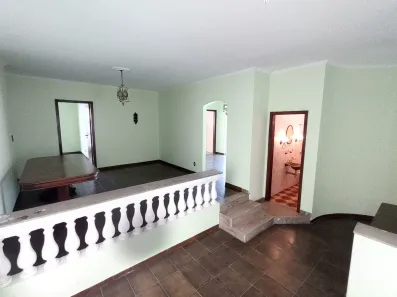 Casa com 3 Quartos para alugar, 252m² no Jardim Santa Rosália, Sorocaba