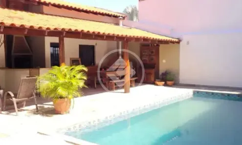 Casa com 3 Quartos à venda, 300m² no Morada da Colina, Uberlândia